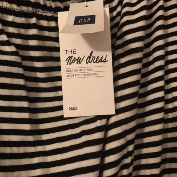 Gap The Now striped strapless dress - Picture 3 of 4